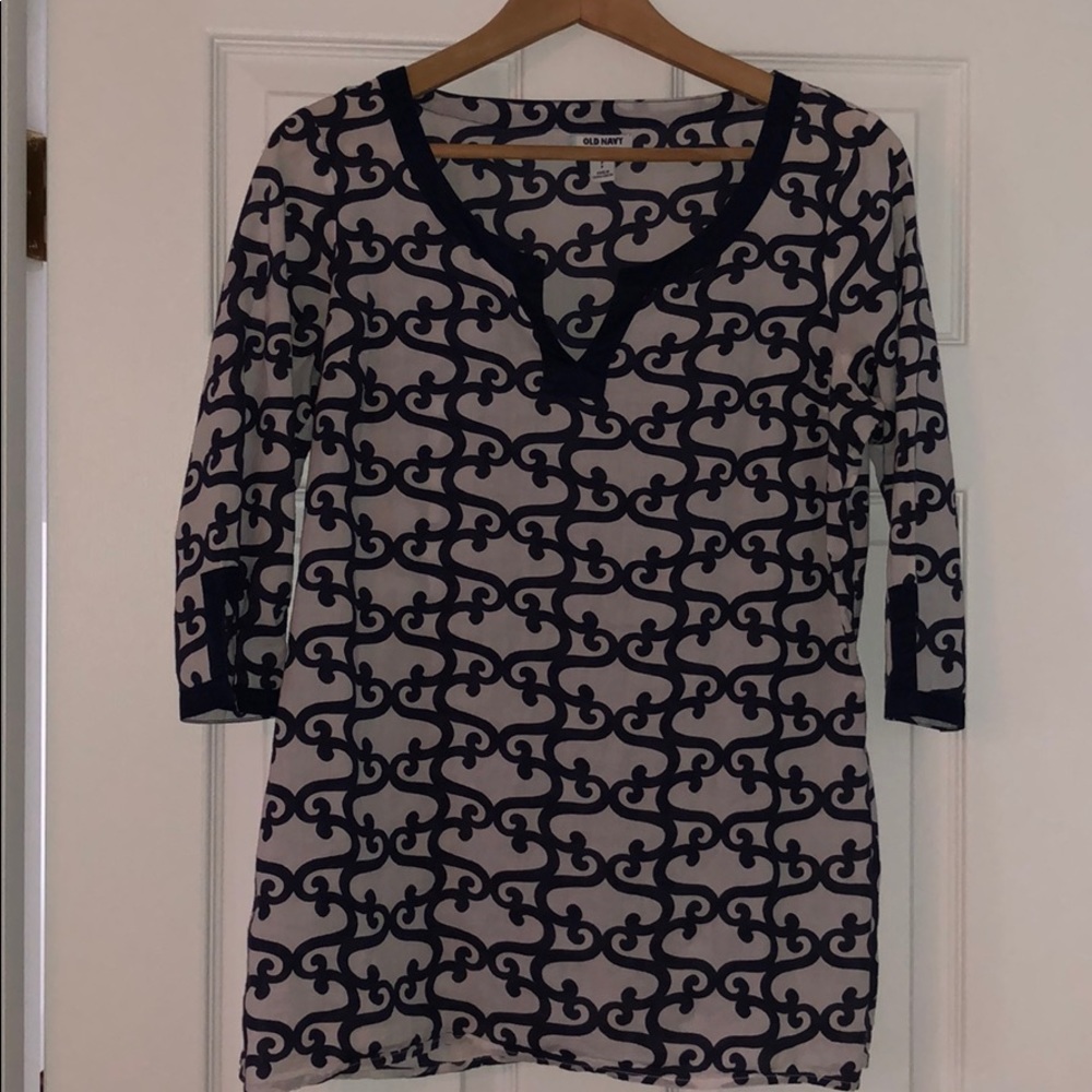 Navy & white Tunic top. Very light weight.